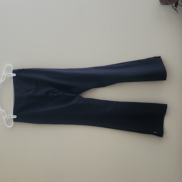 Lucy, size small, charcoal grey yoga pants - Picture 2 of 10